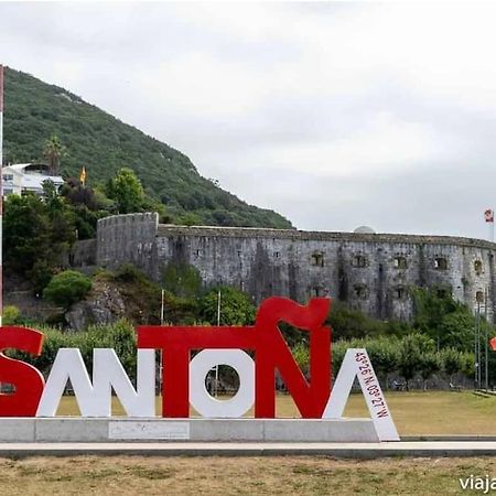 Piso Acogedor Y Centrico Apartment Santona Bagian luar foto